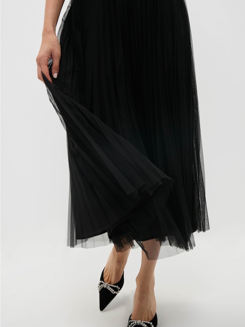 Pomander Place Black Midi Tulle Dress - Picture 3 of 7